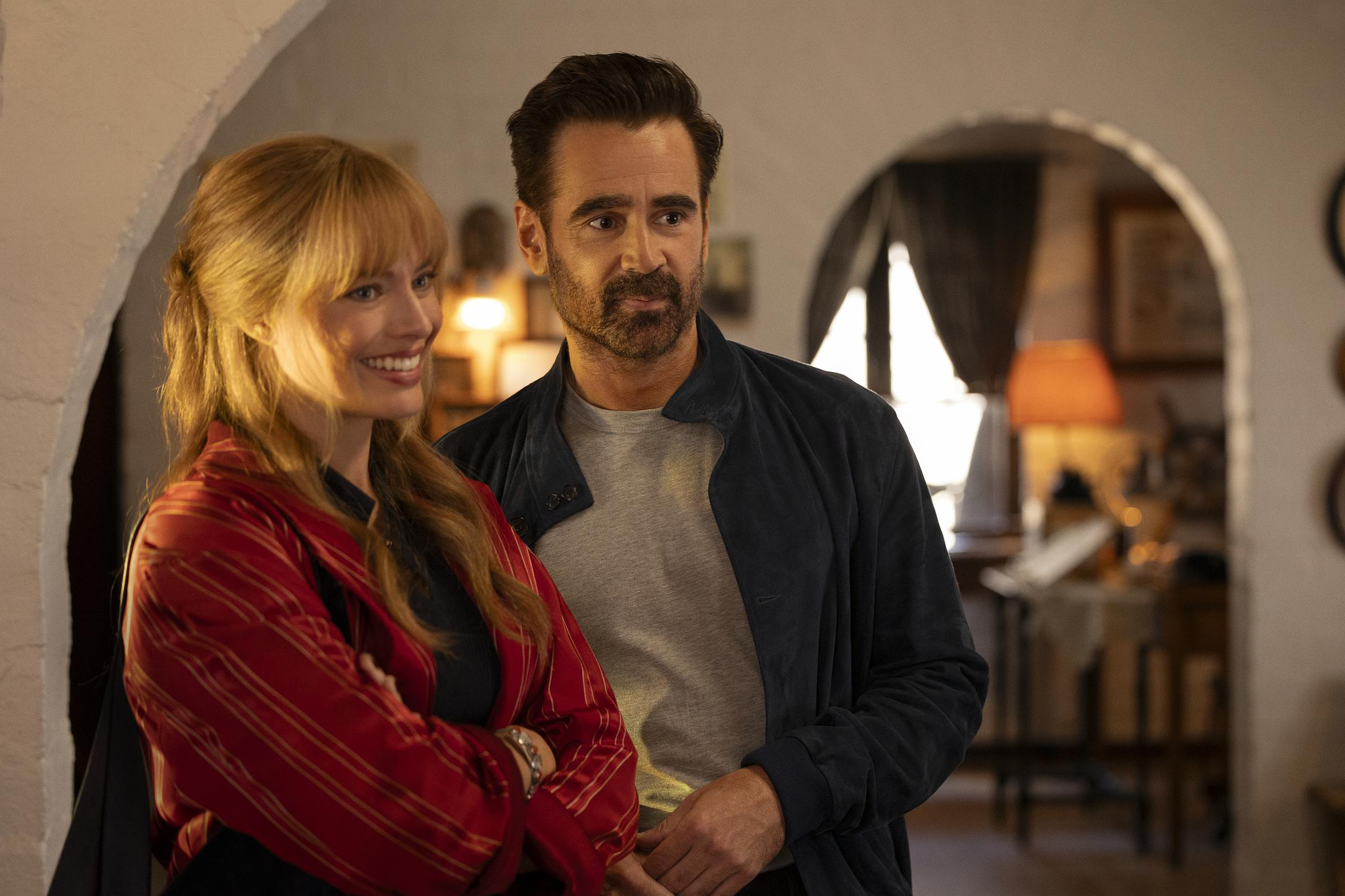 玛格特·罗比、科林·法瑞尔主演电影《绮梦之旅》发布新预告